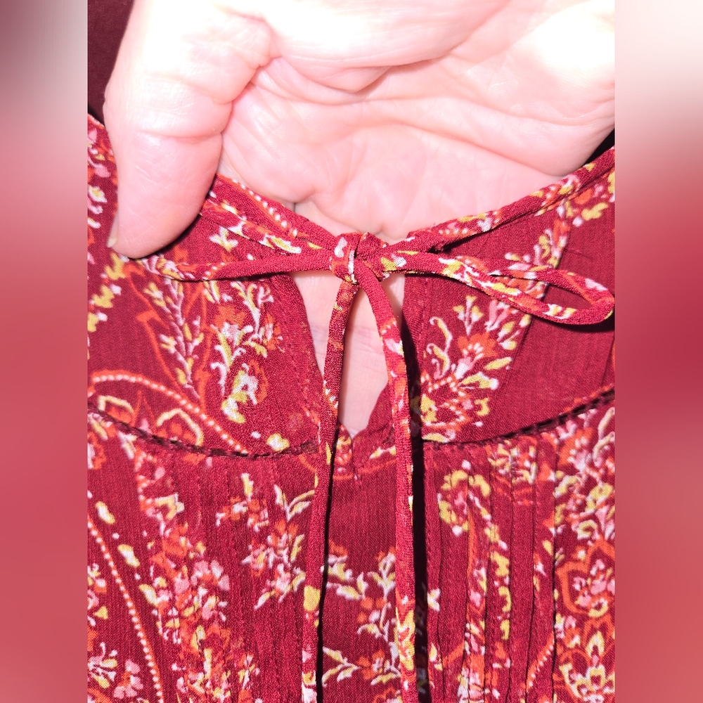 St. John's Bay Women's 1X Boho Paisley Top - Picture 2 of 10